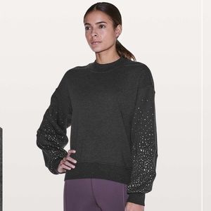 Lulu Lemon x SoulCycle To The Beat Sweatshirt with reflective detailing Size 10